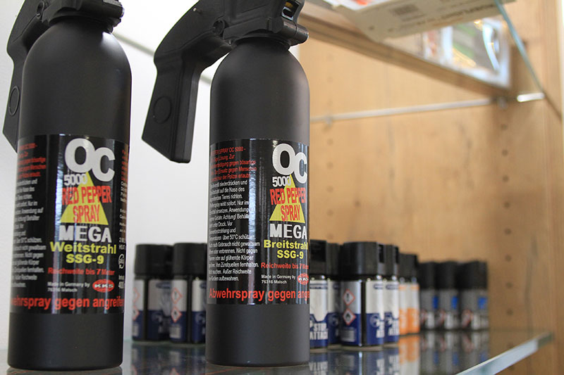 Abwehrsprays Pfeffer und CS